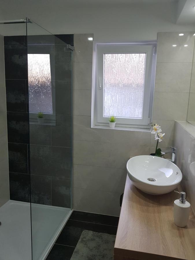 Rooms Vanteo โคเรนนิซา ภายนอก รูปภาพ