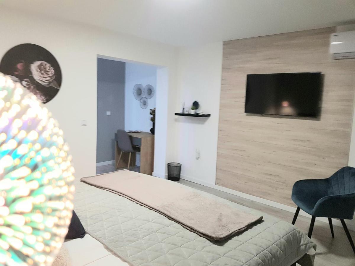 Rooms Vanteo โคเรนนิซา ภายนอก รูปภาพ